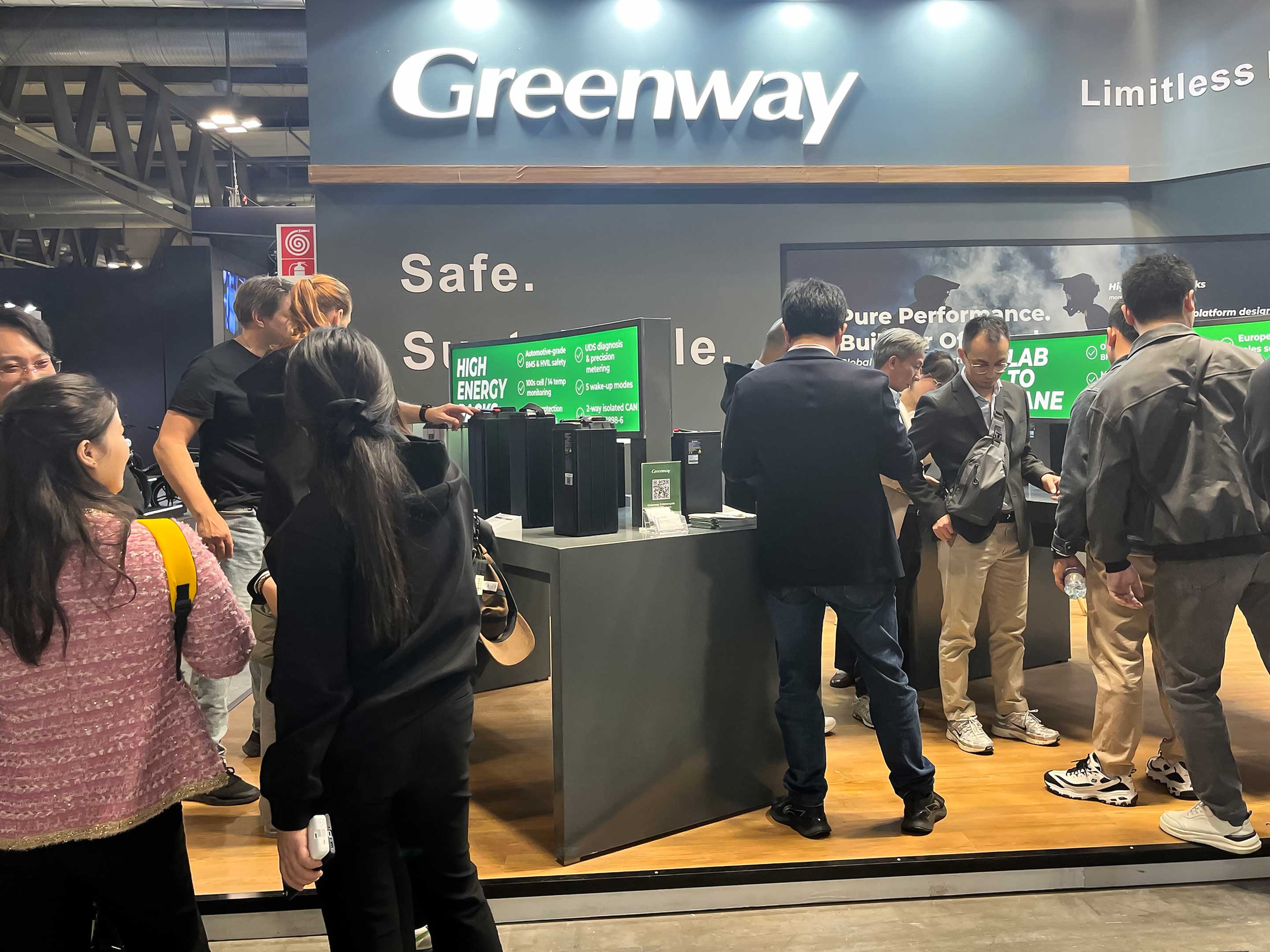 Greenway Shines at EICMA Milan, Leading Riding Revolution with Electric Motorcycle Battery Technology